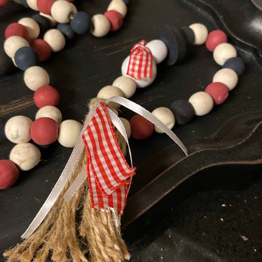 NWT Snowmen Distressed Wood Bead Garland with Tassels  -   72” - Picture 7 of 8